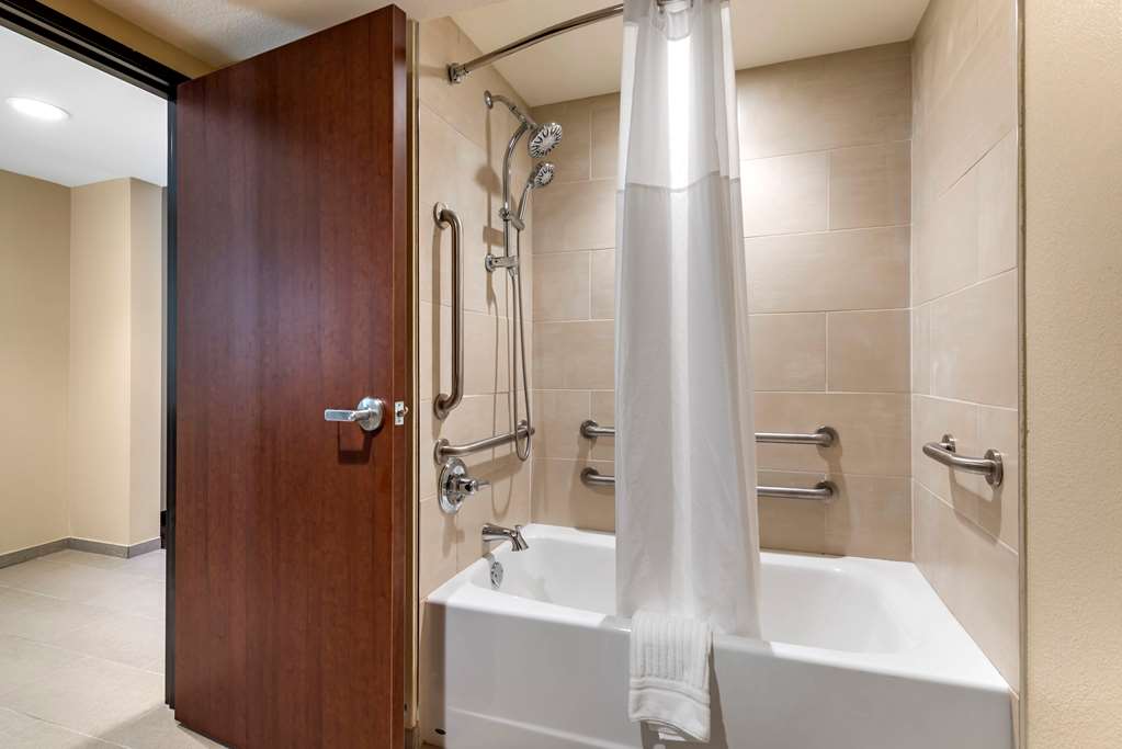 Comfort Suites Broomfield Boulder Interlocken - photo 31