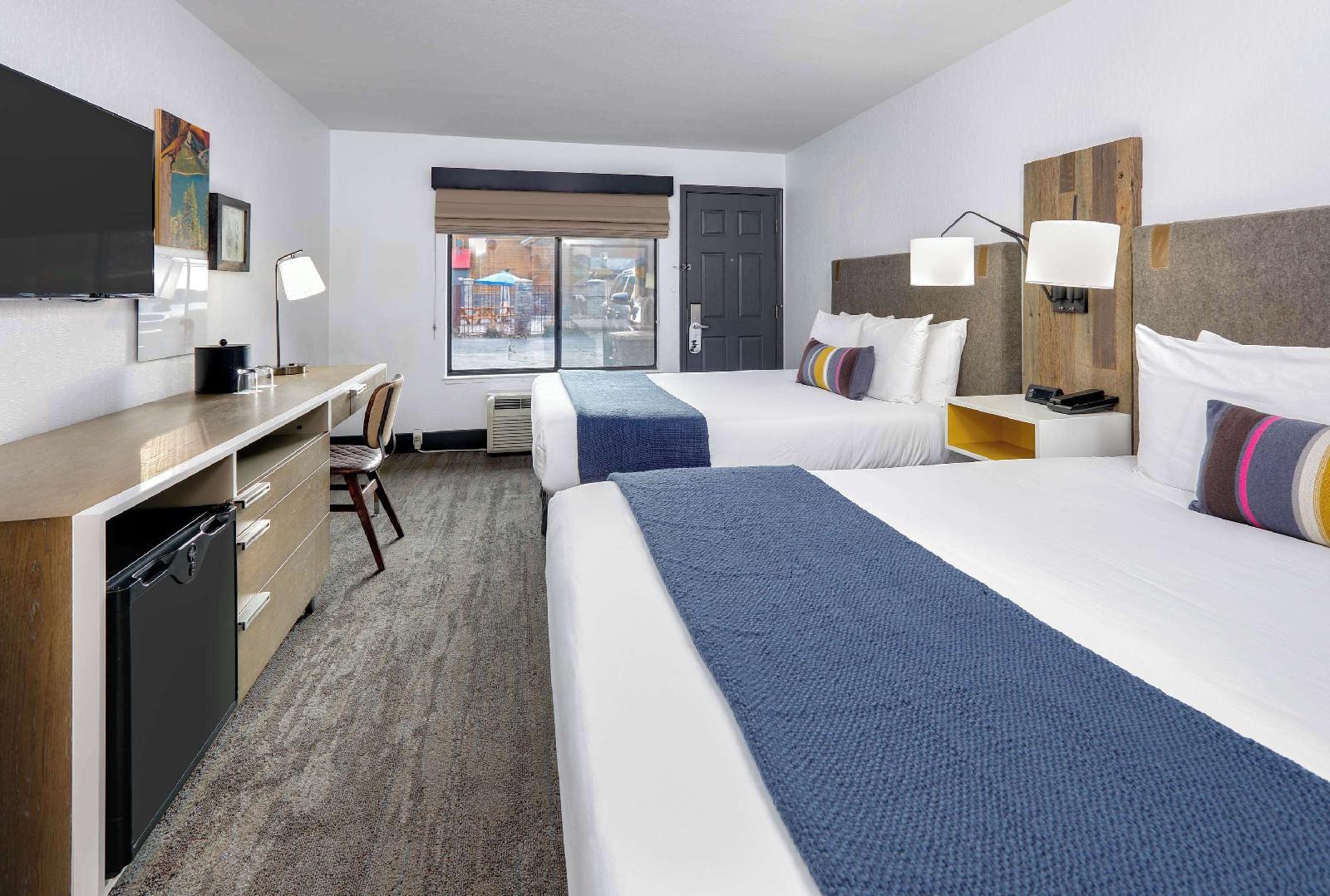 Park Tahoe Inn - photo 43