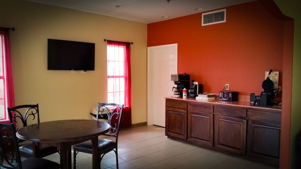 La Copa Inn Brownsville - photo 26