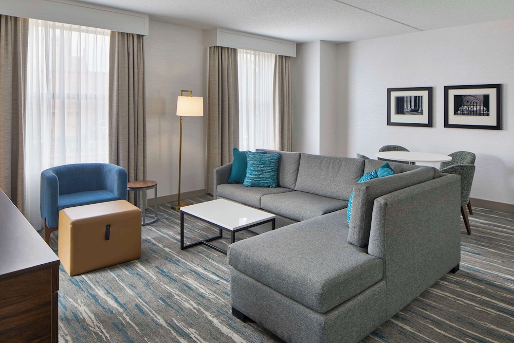 Hampton Inn & Suites Saratoga Springs Downtown - photo 43