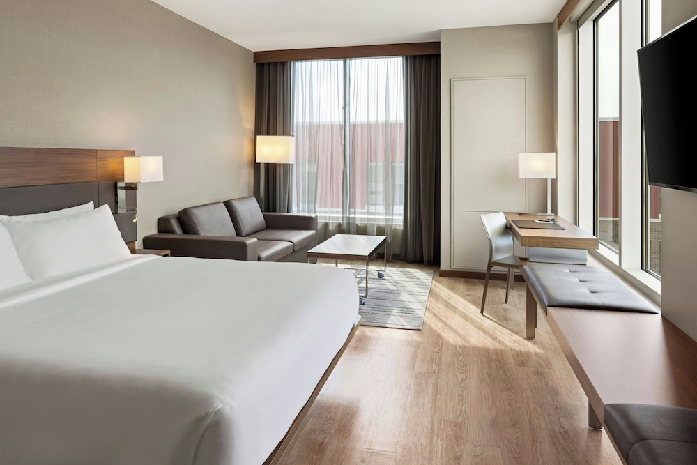 AC Hotel by Marriott Minneapolis West End - photo 12