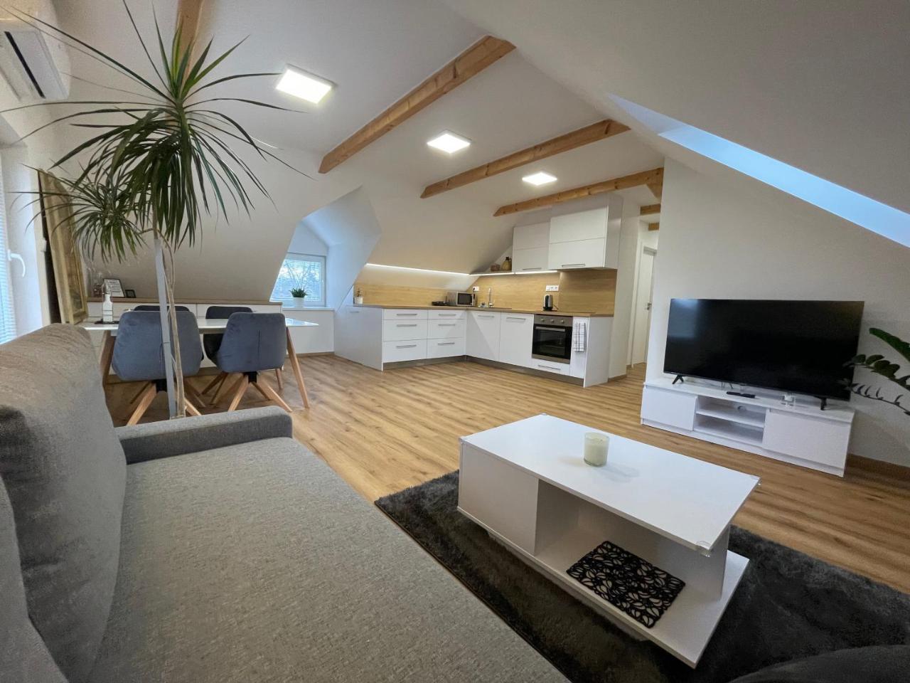 Apartmán Světla — 4-Star Luxury Hotel in Pardubice, Czech Republic