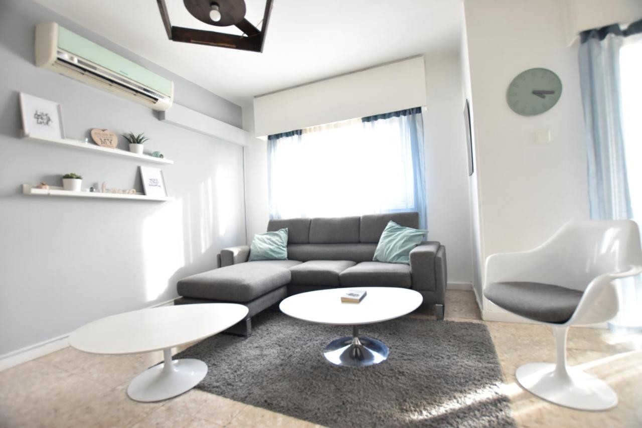 Glabur Stays The Cozy 2 BDR Nicosia City Free Parking & Wifi Welcomes You