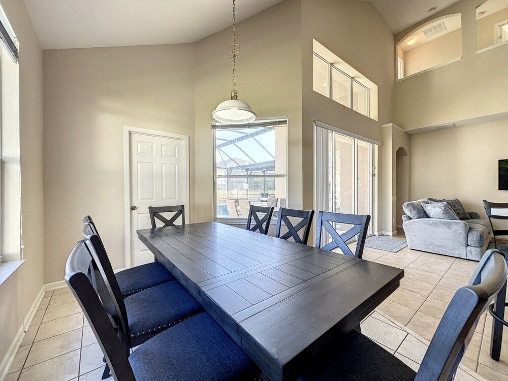 Luxury 6bd 3.5ba Pool Home In Windsor Palms Resort 6 Bedroom Villa by RedAwning - photo 38