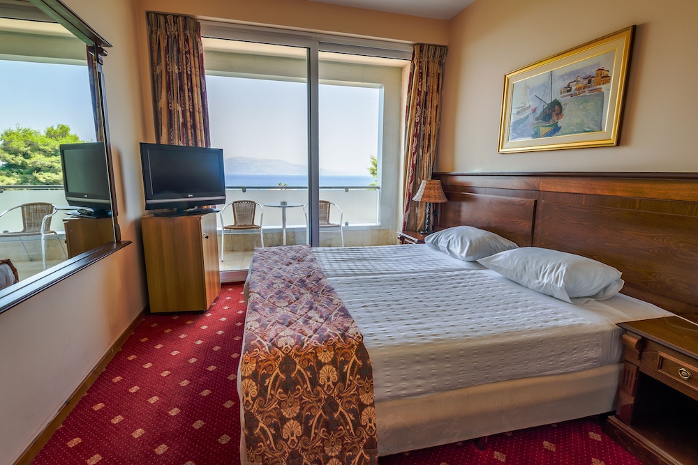 Dolphin Resort Hotel & Conference — Oropos — photo 5