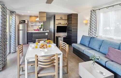 Nomadys - carbon neutral hotel in Unknown City