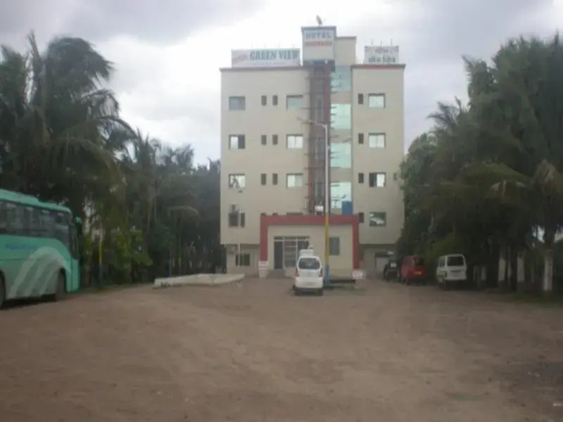 Hotel Greenview - carbon neutral hotel in Shirdi