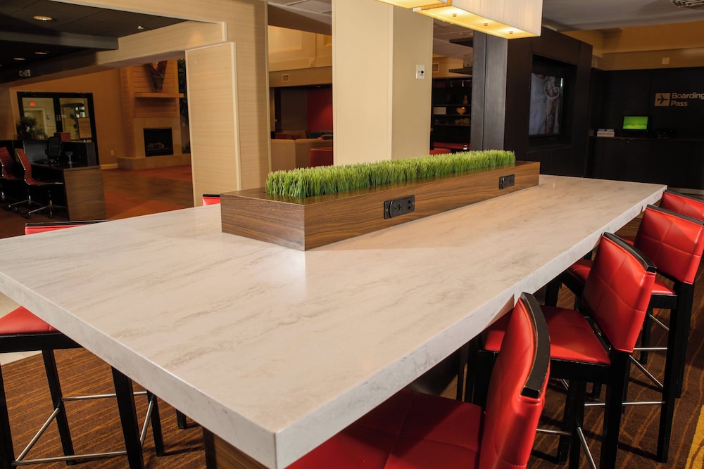 Courtyard by Marriott Erie - photo 27