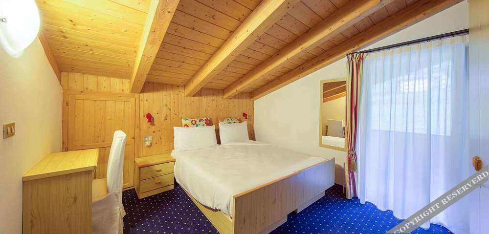 Hotel Sassleng — hotel in Canazei