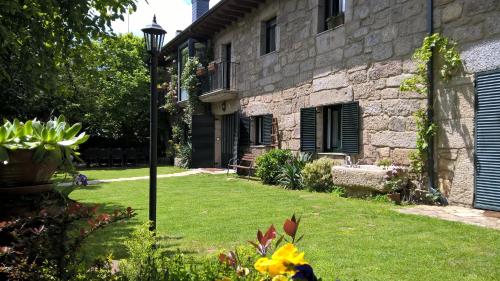 Conjunto Entre Acebos — hotel in Puebla De Sanabria