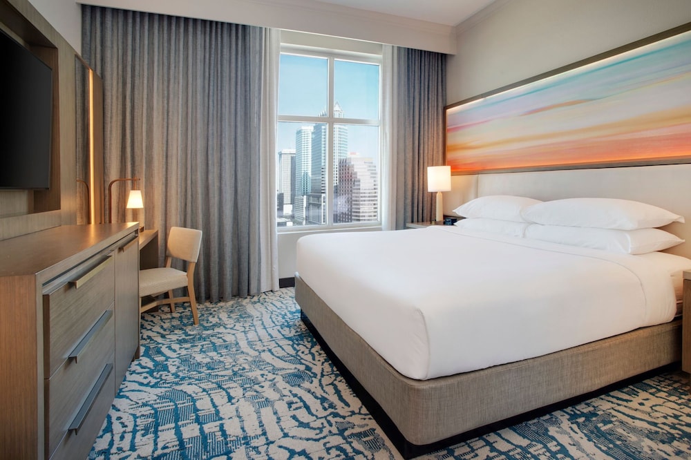 Embassy Suites by Hilton Tampa Downtown Convention Center - photo 8