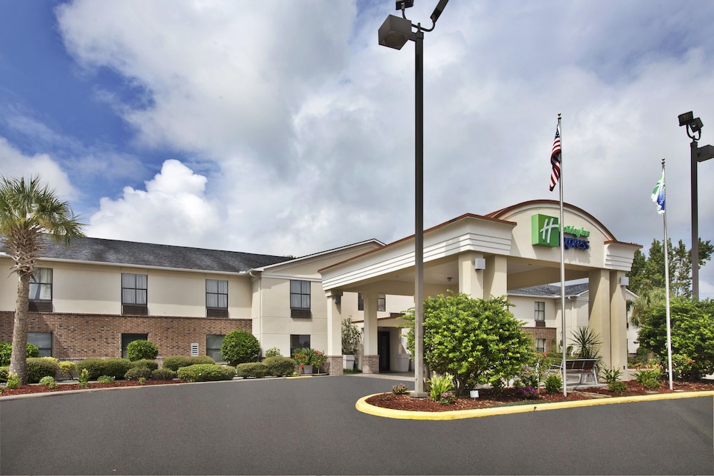 Holiday Inn Express Breaux Bridge by IHG - photo 36