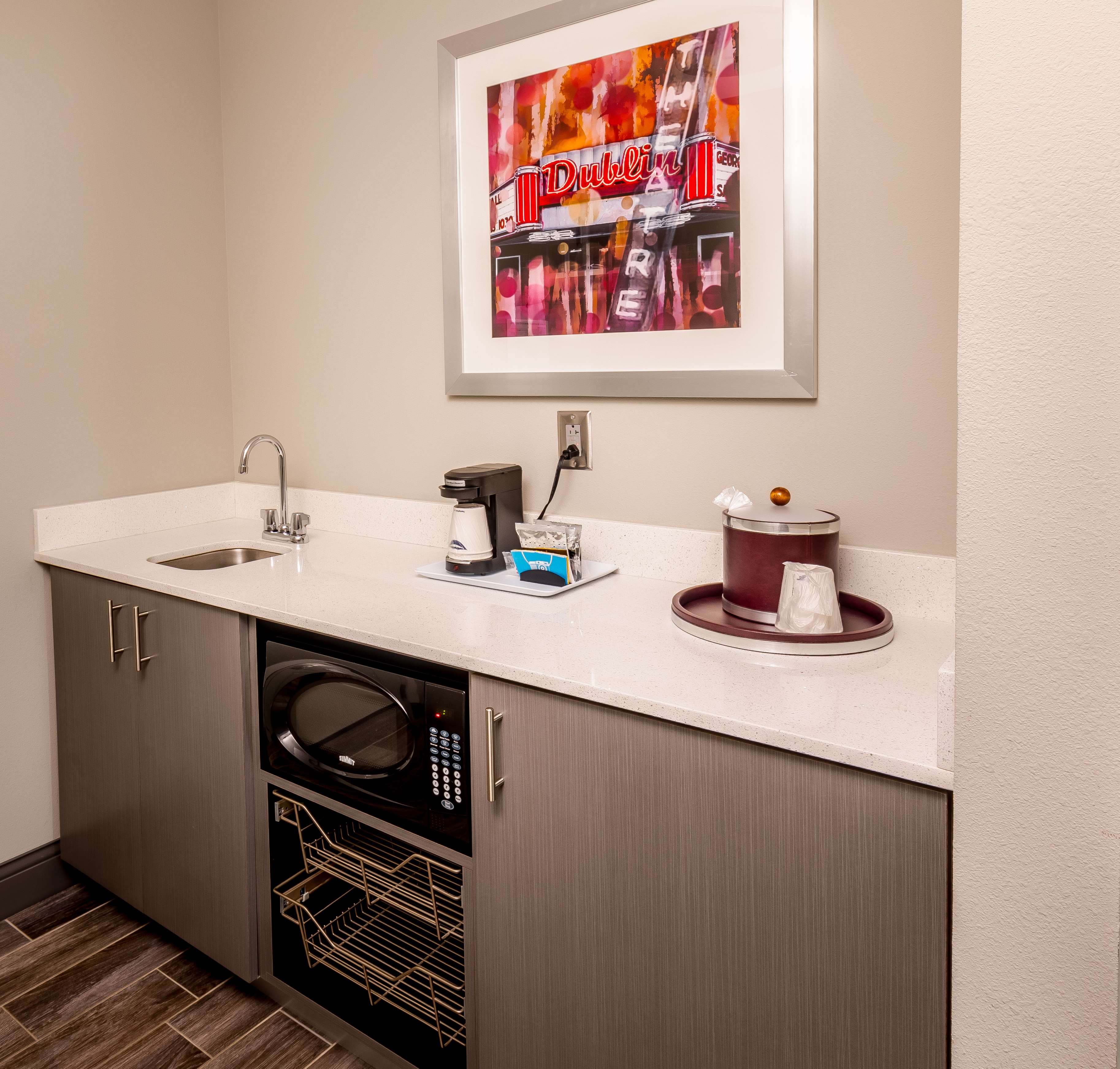 Hampton Inn Suites Dublin - photo 5