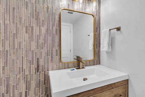 2350 Racquet Club at The Sea Pines Resort - photo 8