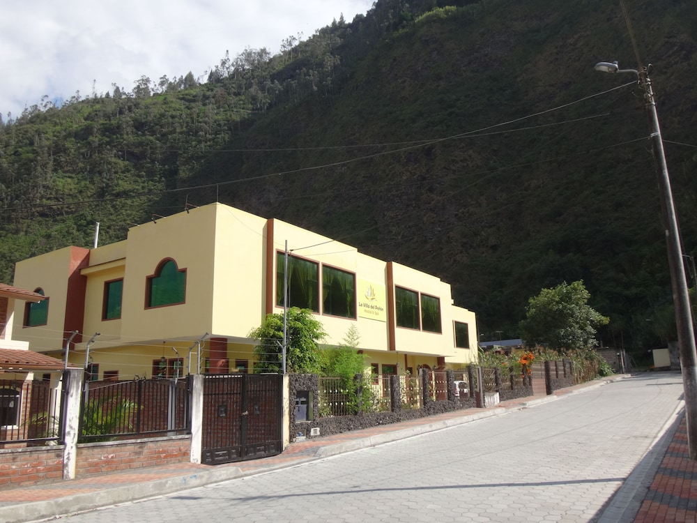 La Villa del Peñón Hotel & Spa in Banos, Ecuador