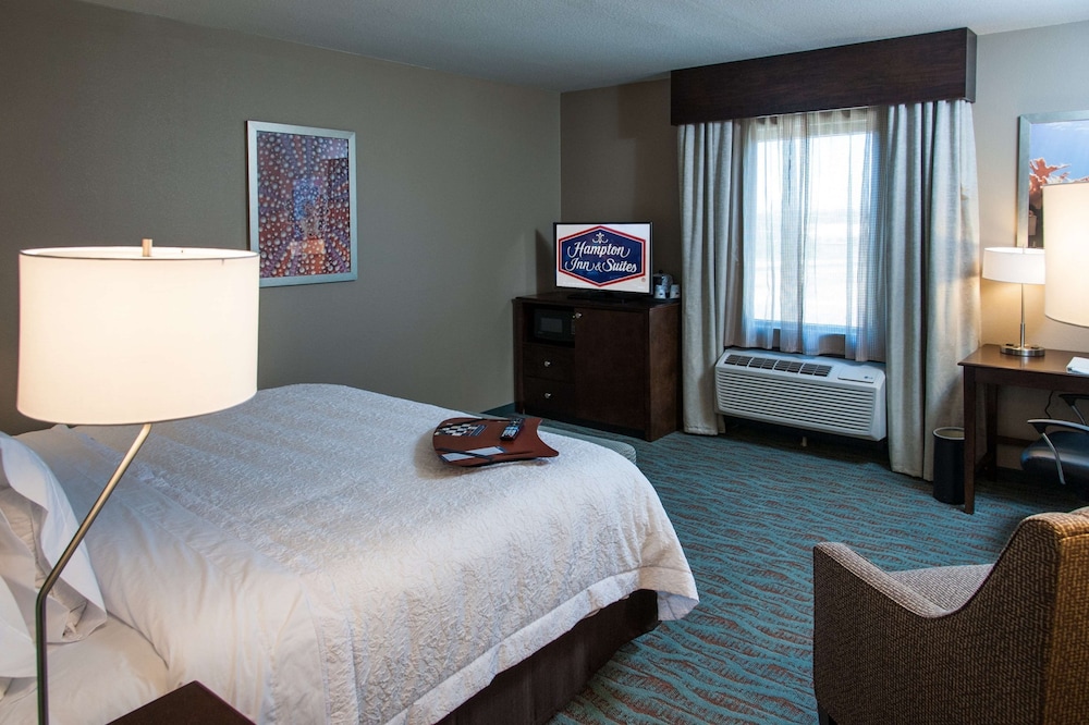 Hampton Inn & Suites Gulfport I 10 - photo 27
