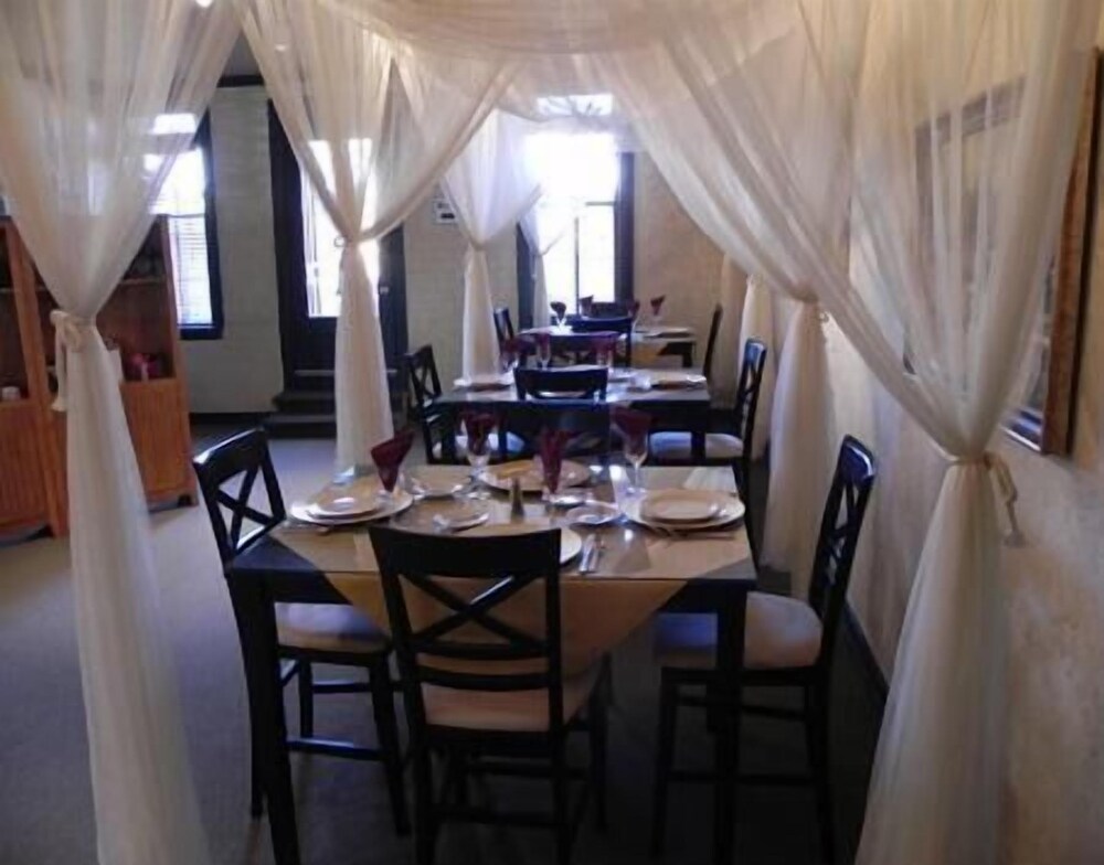 La Plaza Inn - photo 72