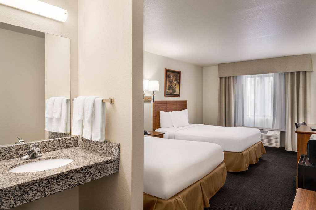 Travelodge by Wyndham Dexter - photo 45