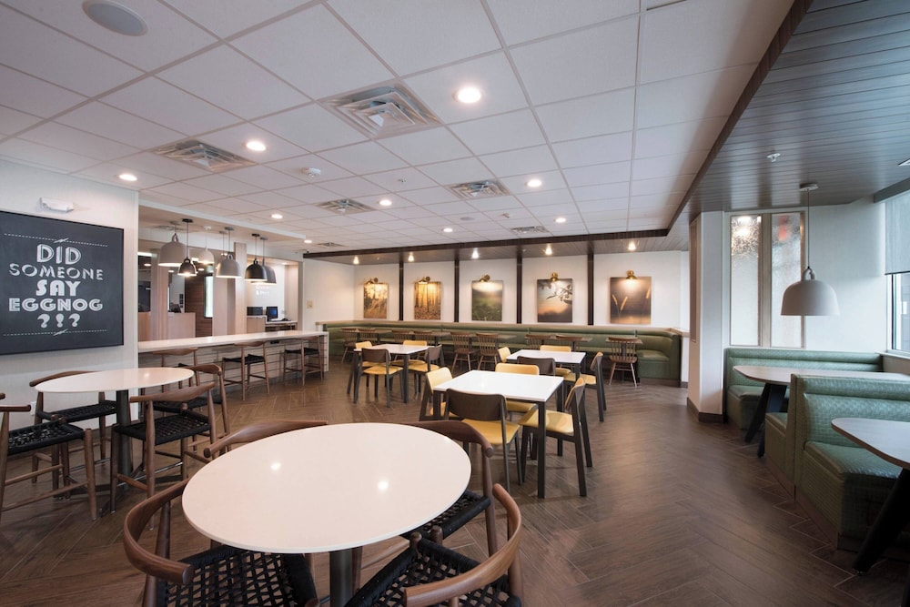 Fairfield Inn & Suites Tyler South - photo 20