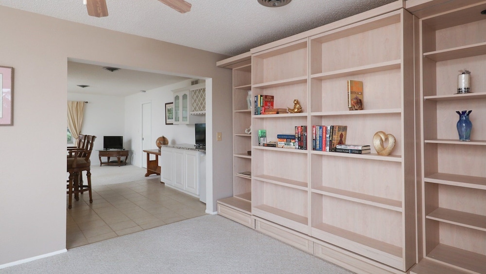 27305 Voyageur - photo 26