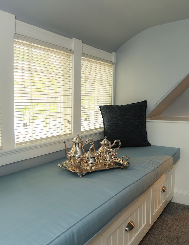 Almondy Inn - photo 17