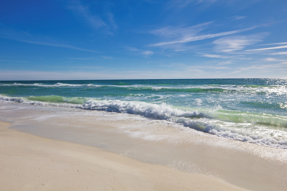 Sago by the Sea: 2 bed 2.5 bath Retreat Steps From the Beach Sleeps 7 - photo 34
