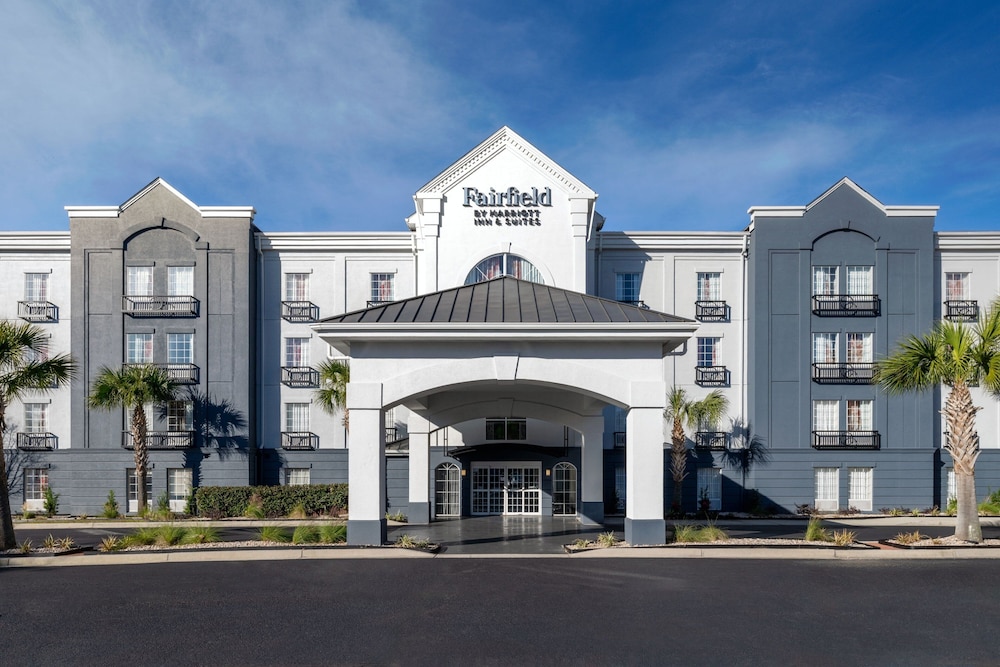 Fairfield Inn & Suites Charleston North Ashley Phosphate - featured photo