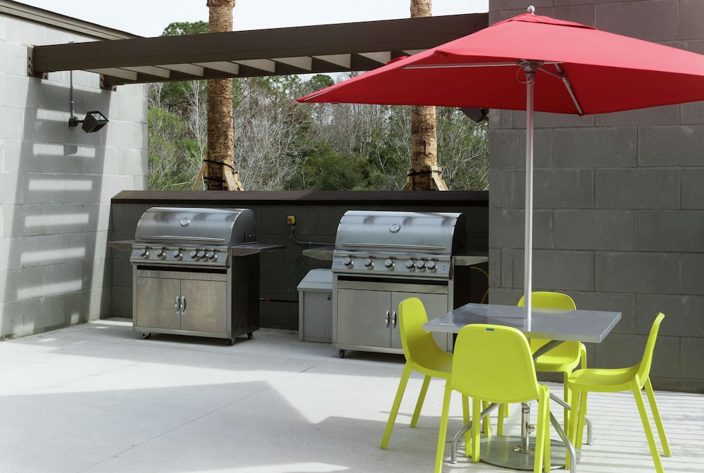 Home2 Suites by Hilton Jacksonville Airport - photo 43