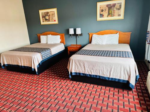 Regency Inn Hudson - photo 6