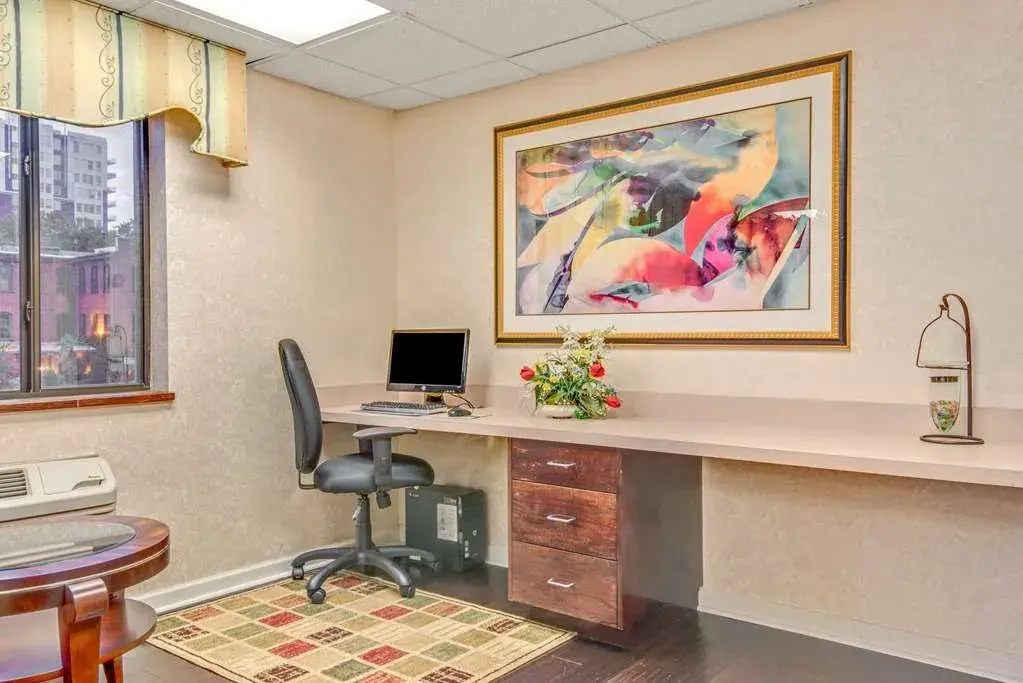 Days Inn Raleigh Downtown Hotel - photo 12