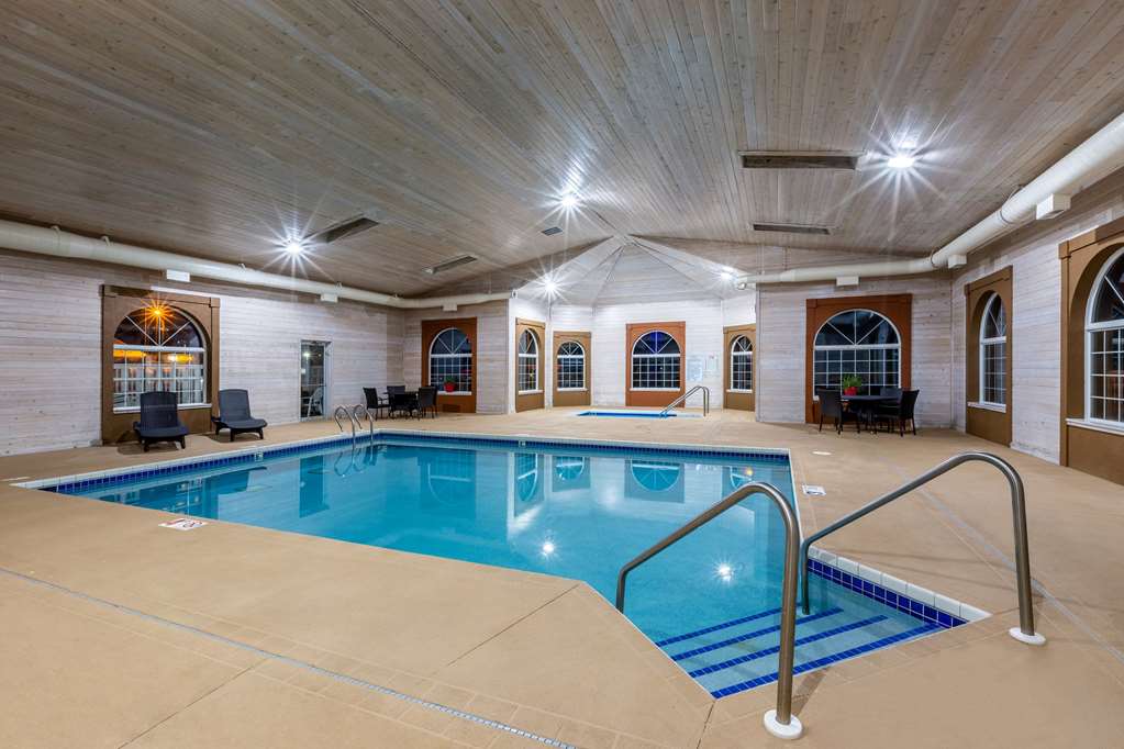AmericInn by Wyndham Jefferson - photo 6