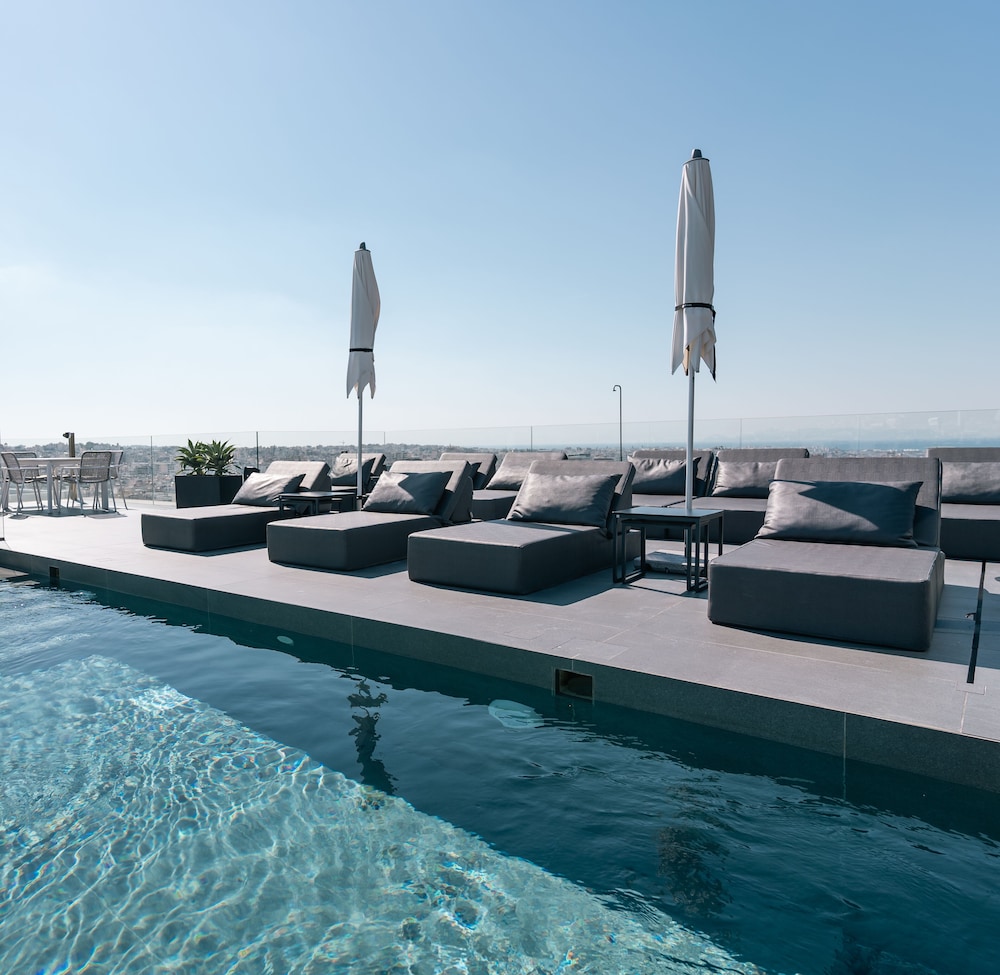 Neoma - carbon neutral hotel in Athens