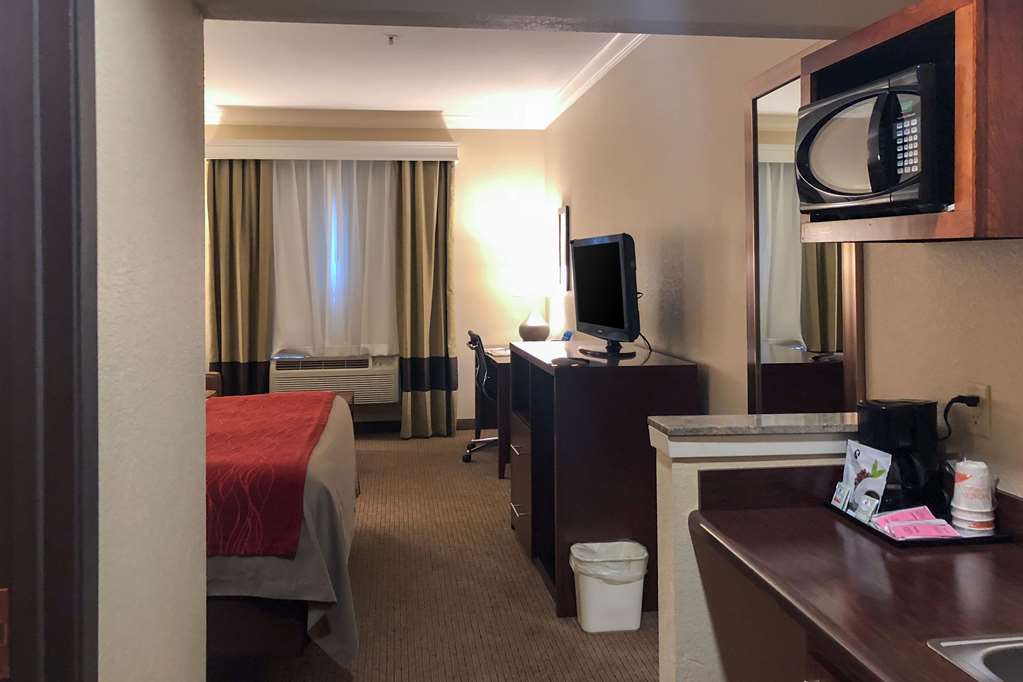 Comfort Inn Early Brownwood - photo 7