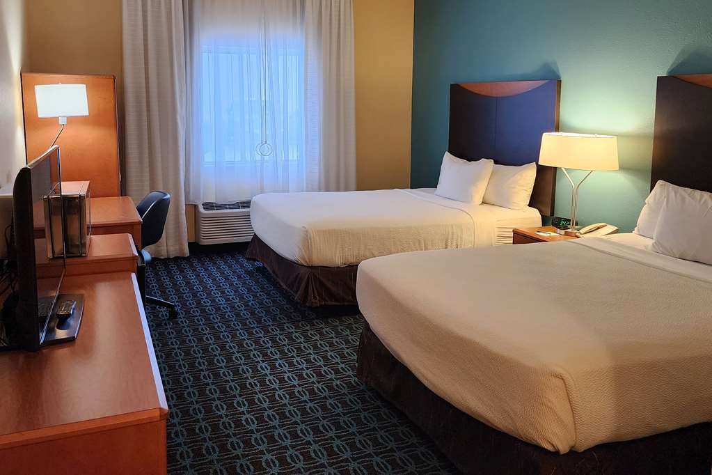 AmericInn by Wyndham St. Cloud MN Shopping Area - photo 7
