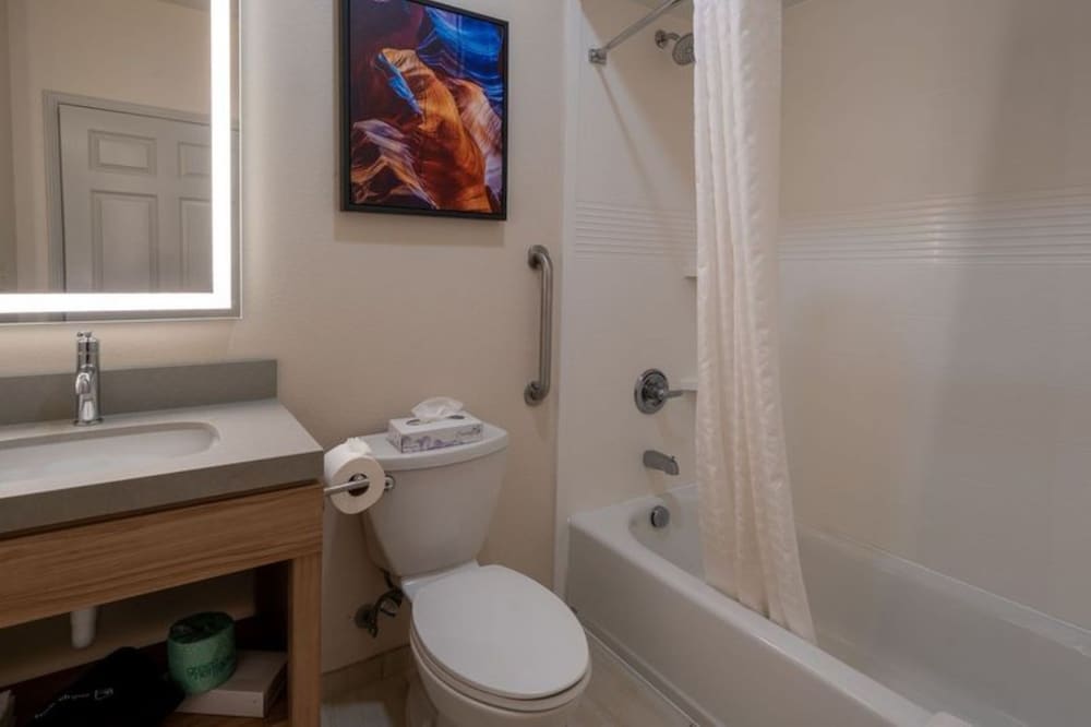 Candlewood Suites Baytown by IHG - photo 41