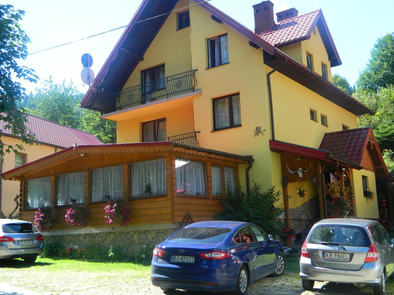 Kwatery pod Doliną in Piwniczna-Zdroj, Poland