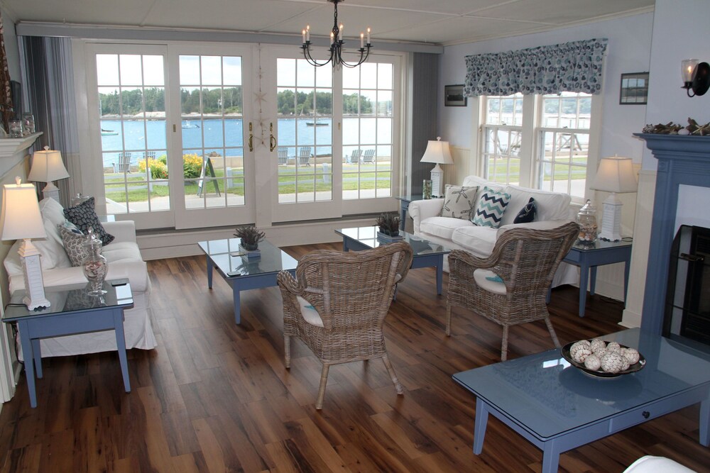 Bluebird Ocean Point Inn - photo 5