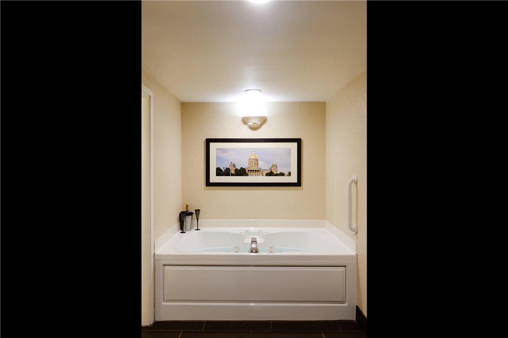 Comfort Inn & Suites Event Center - photo 12