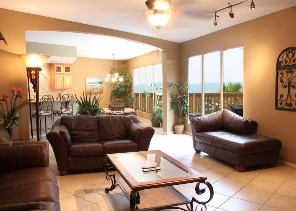Port Royal Ocean Resort & Conference Center - photo 10