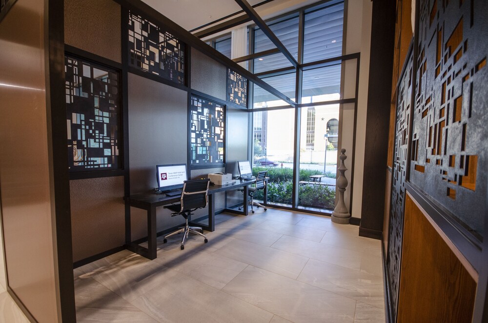 Texas A&M Hotel and Conference Center - photo 46