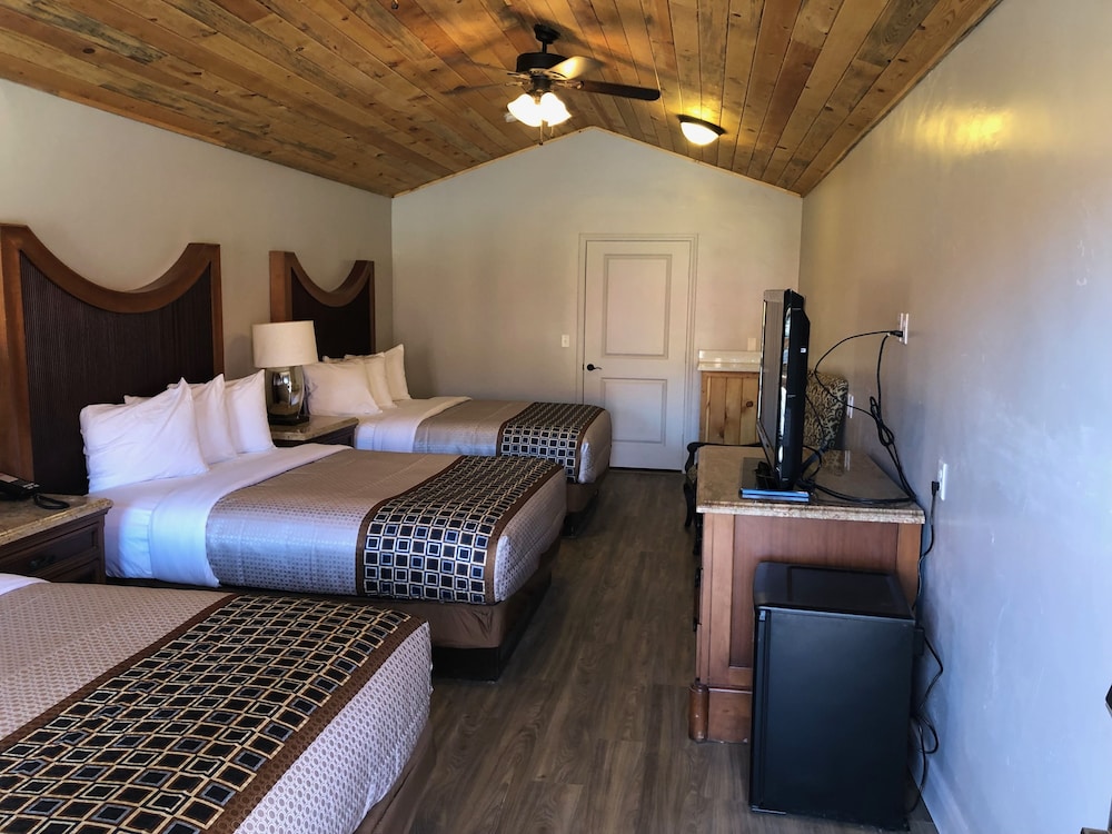 Red Canyon Cabins - photo 5