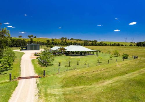 Black Creek Paddock - carbon neutral hotel in Greta