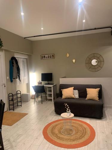 Montmartre Shelter - last minute hotel in Paris