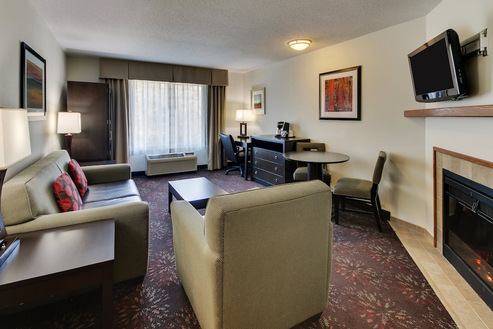 Holiday Inn Express Hotel & Suites Lancaster Lititz by IHG - photo 14
