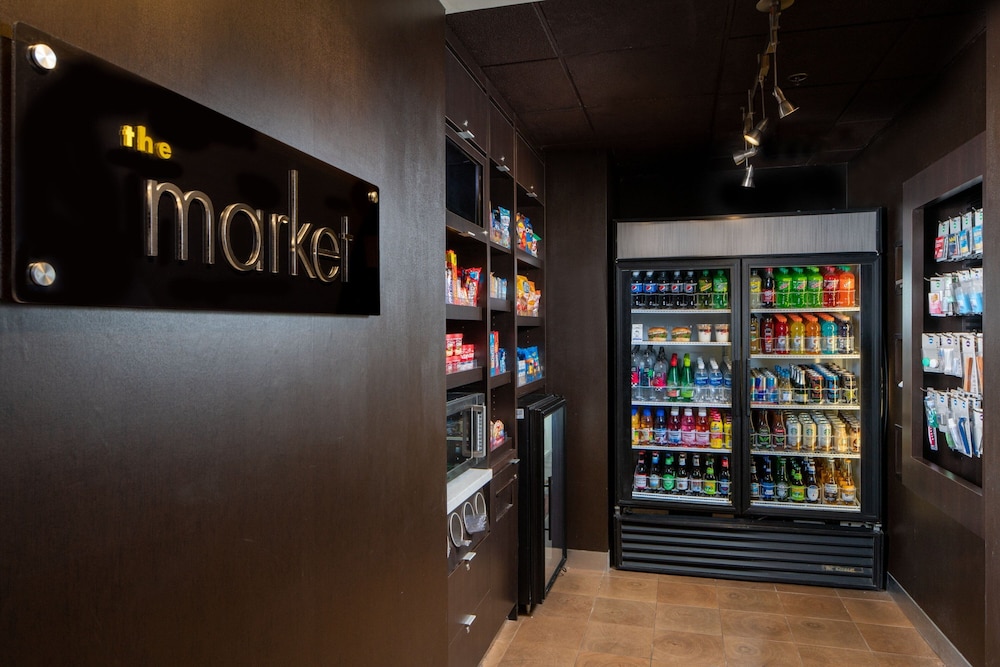 Courtyard by Marriott Nashville Airport - photo 20