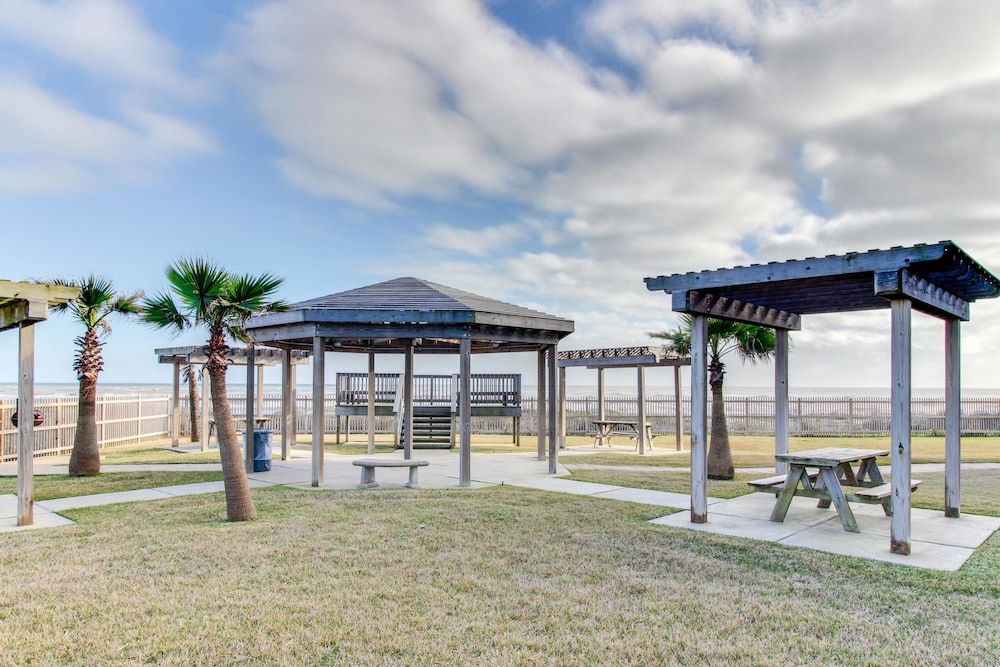 Seascape Resort Condominiums - photo 25