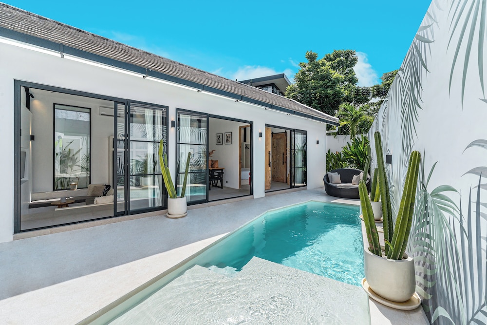 Villa Coco.Nuts — 4-Star Luxury Hotel in Canggu, Indonesia