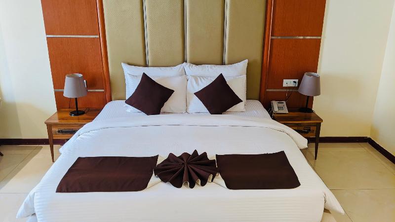 Summerset Continental Hotel By T E L E Hospitality — 5-Star Luxury Hotel in Abuja, Nigeria