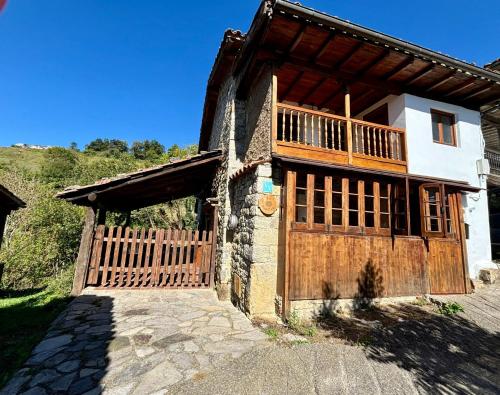 La Fontina de Tene — hotel in Barzana