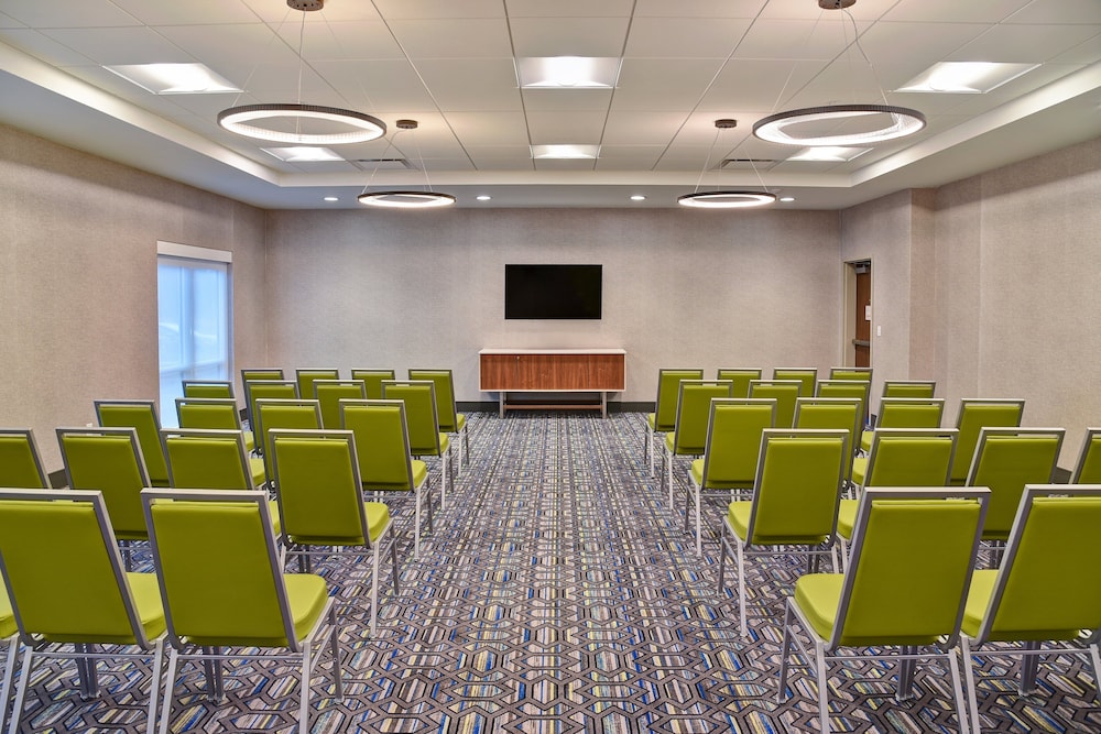 Holiday Inn Express & Suites Ottawa by IHG - photo 38